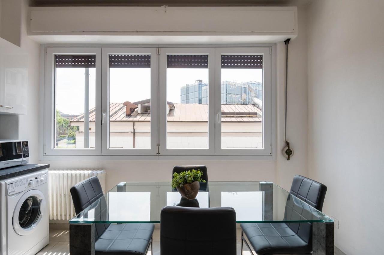 Relstay - Gae Aulenti - 1Br Милано Екстериор снимка